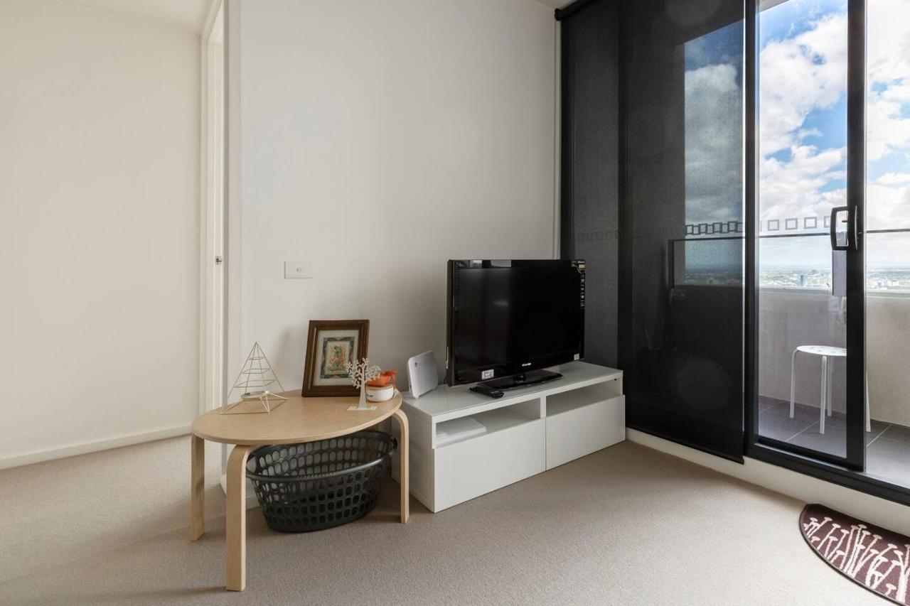 Light, Elevated Living Near Queen Victoria Market *