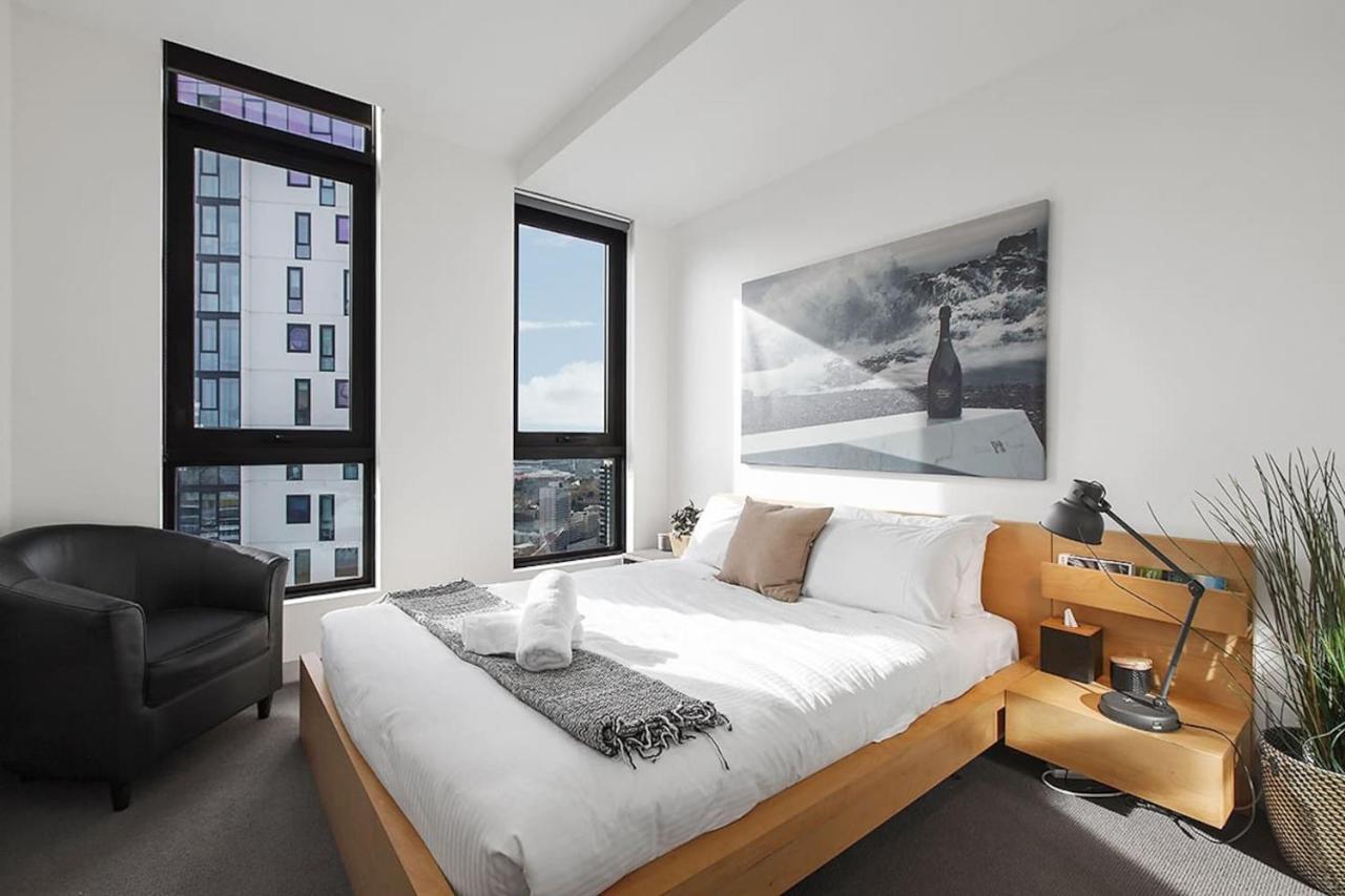 Apartment Scenic Penthouse Living In The Heart Of Melbourne