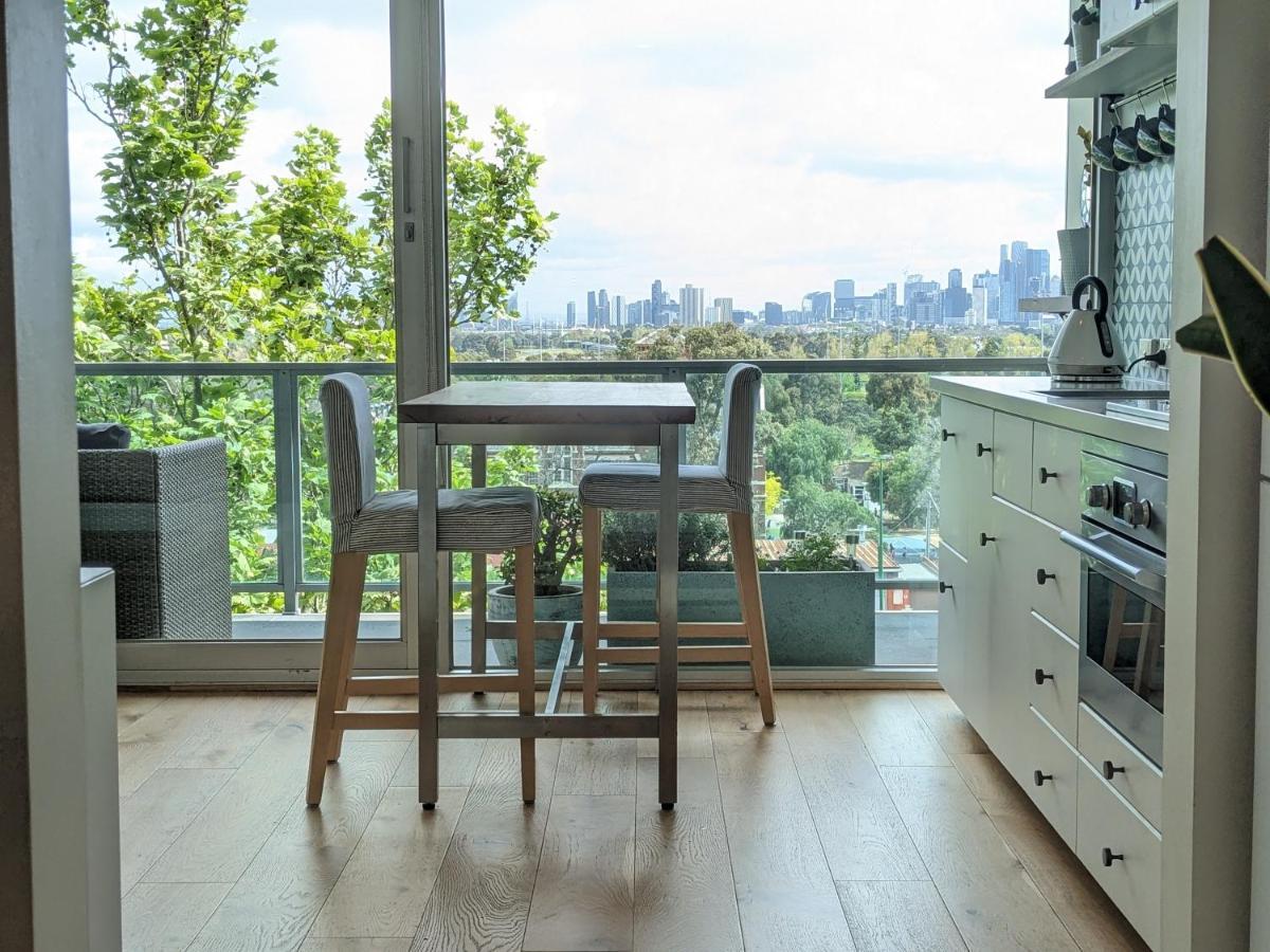 Spectacular Sunset Hideaway Bestview St Kilda Boutique Self-contained Luxury Melbourne