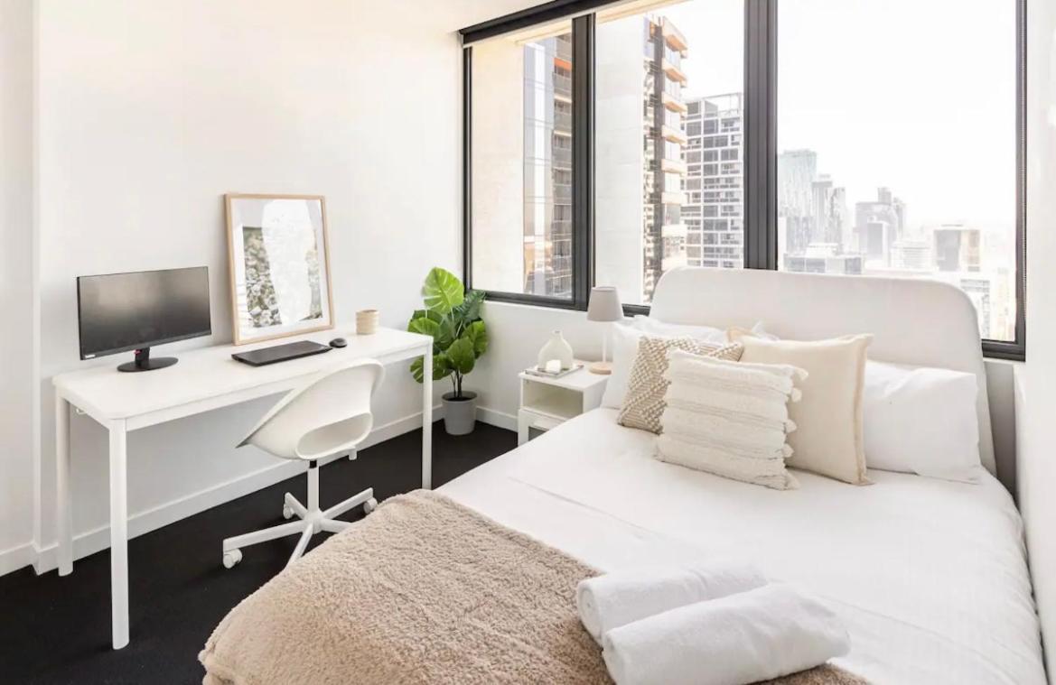 Spacious In The Cbd Melbourne
