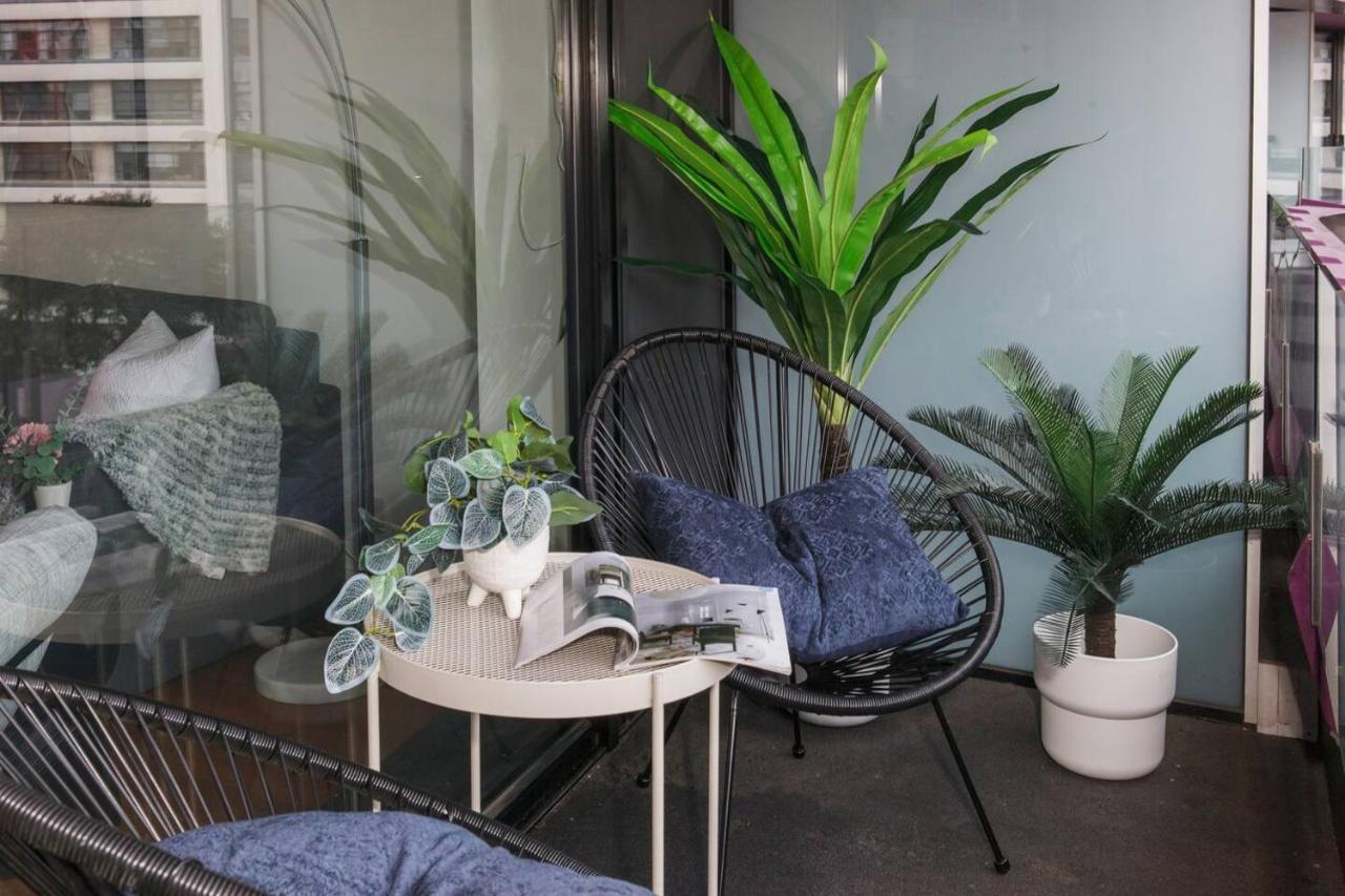 Apartment Living Made Easy On Swanston St With Parking *