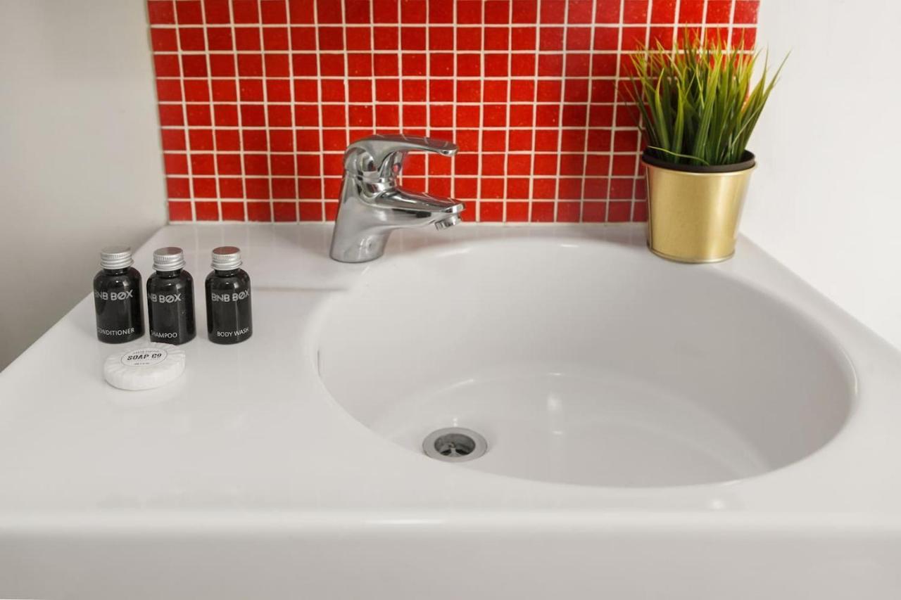 Apartment Experience The Buzzing Swanston Locale From Qv Melbourne