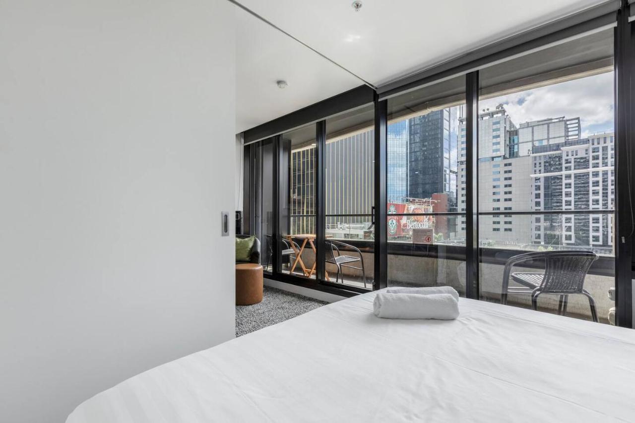 Katherine Place - Modern And Balcony Pad Apartment Melbourne