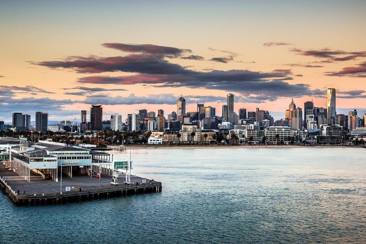 Breathtaking View In The Heart Of Cbd Apartment Melbourne