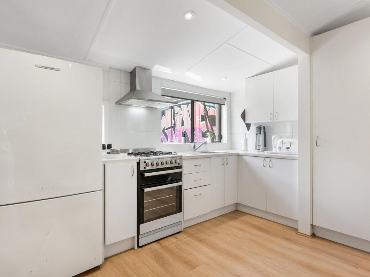 Walk To The Mcg - Renovated House With Back Yard * Melbourne