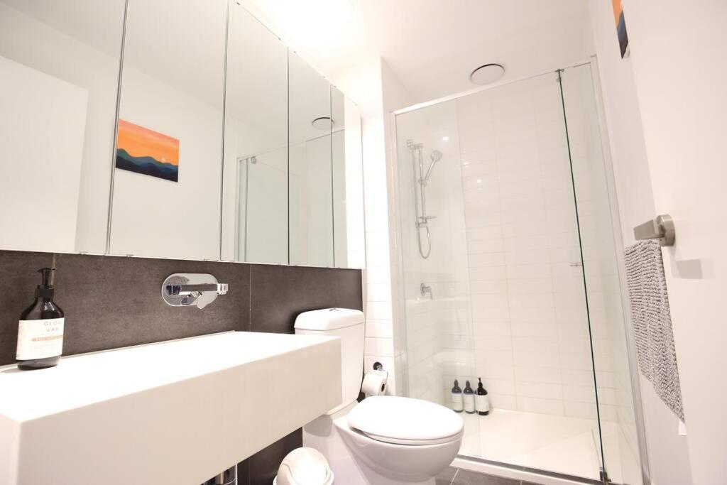 Apartment Great Location 2b2b Free Parking