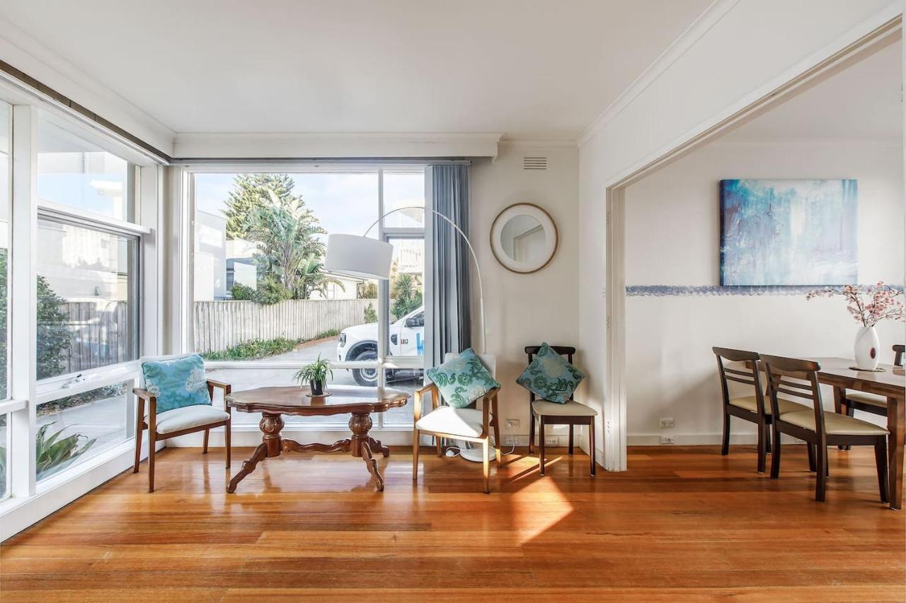 Beyond The Blue - Beachfront Beauty On Your Doorstep Holiday home Melbourne