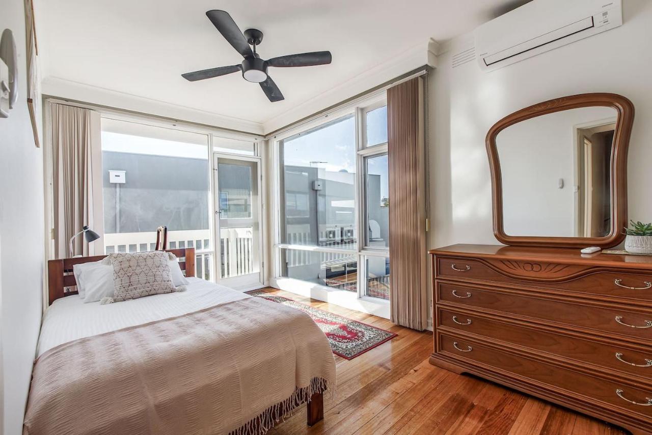 Beyond The Blue - Beachfront Beauty On Your Doorstep Holiday home Melbourne