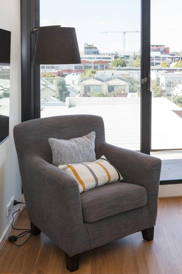 Aloft At Era With Sweeping Balcony Views Apartment *