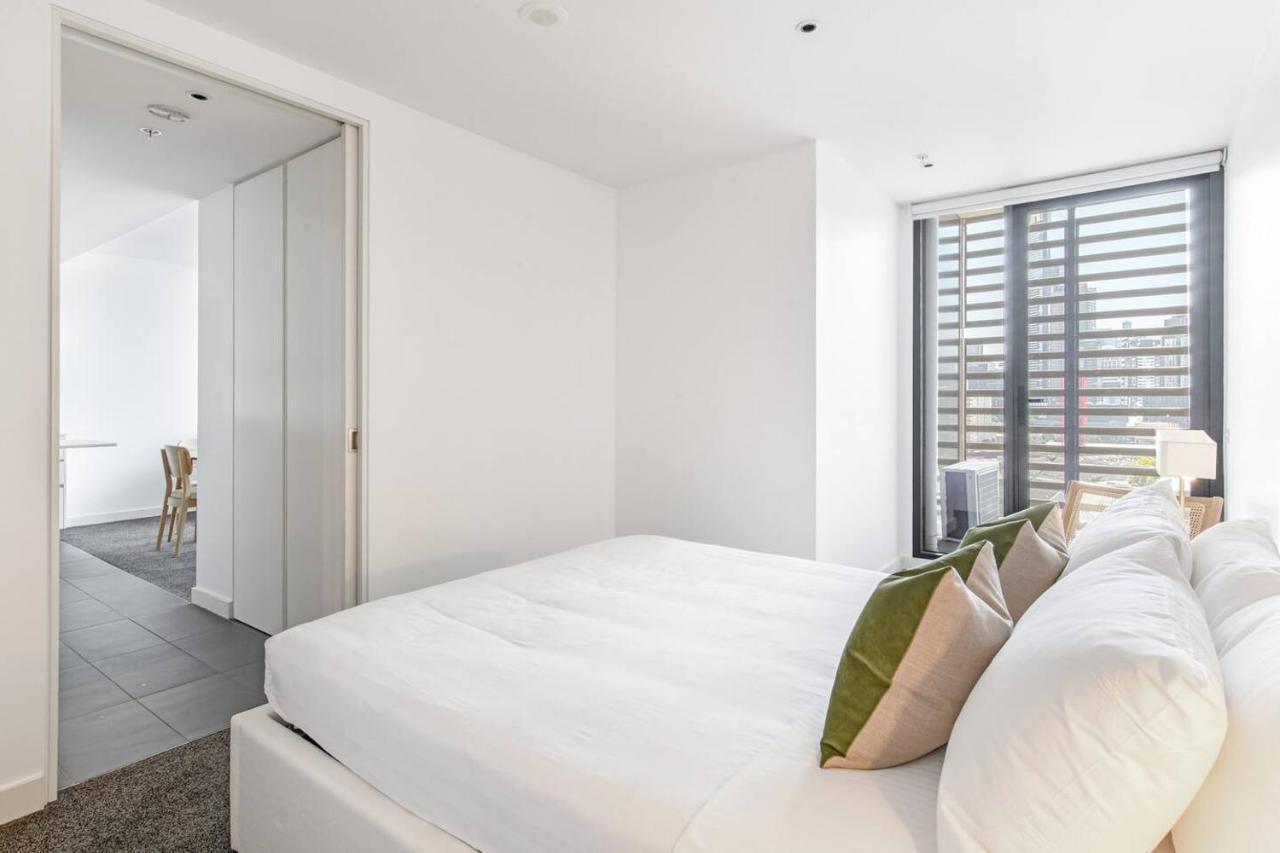 Apartment Skyhigh's Edge - View Serenity By St Kilda Rd