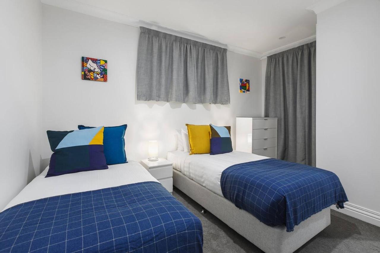 Grand Luxury In The Cbd Along The Yarra River Apartment *
