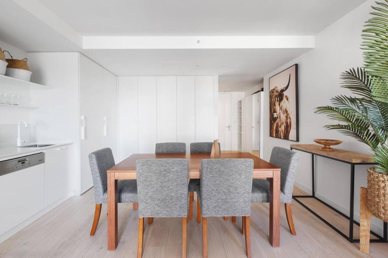 Apartment Sunny Seclusion Minutes From South Yarra Station Melbourne