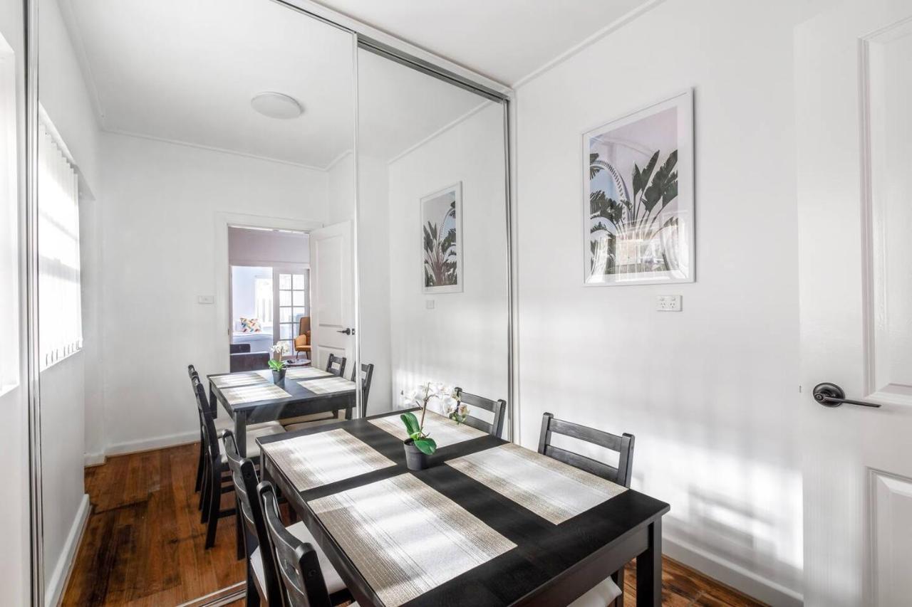 Art Deco Modern Within Elwood's Inner-city Scene