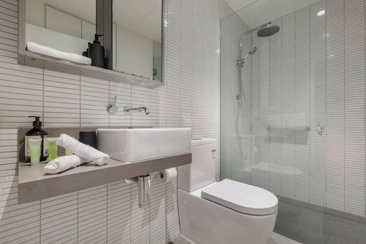 The Nest In The West - Inner-city Sophistication Apartment Melbourne