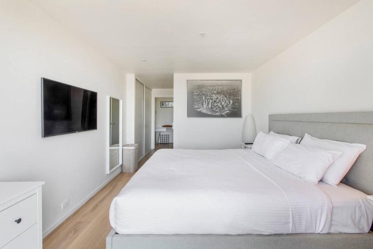 Aloft At Era With Sweeping Balcony Views