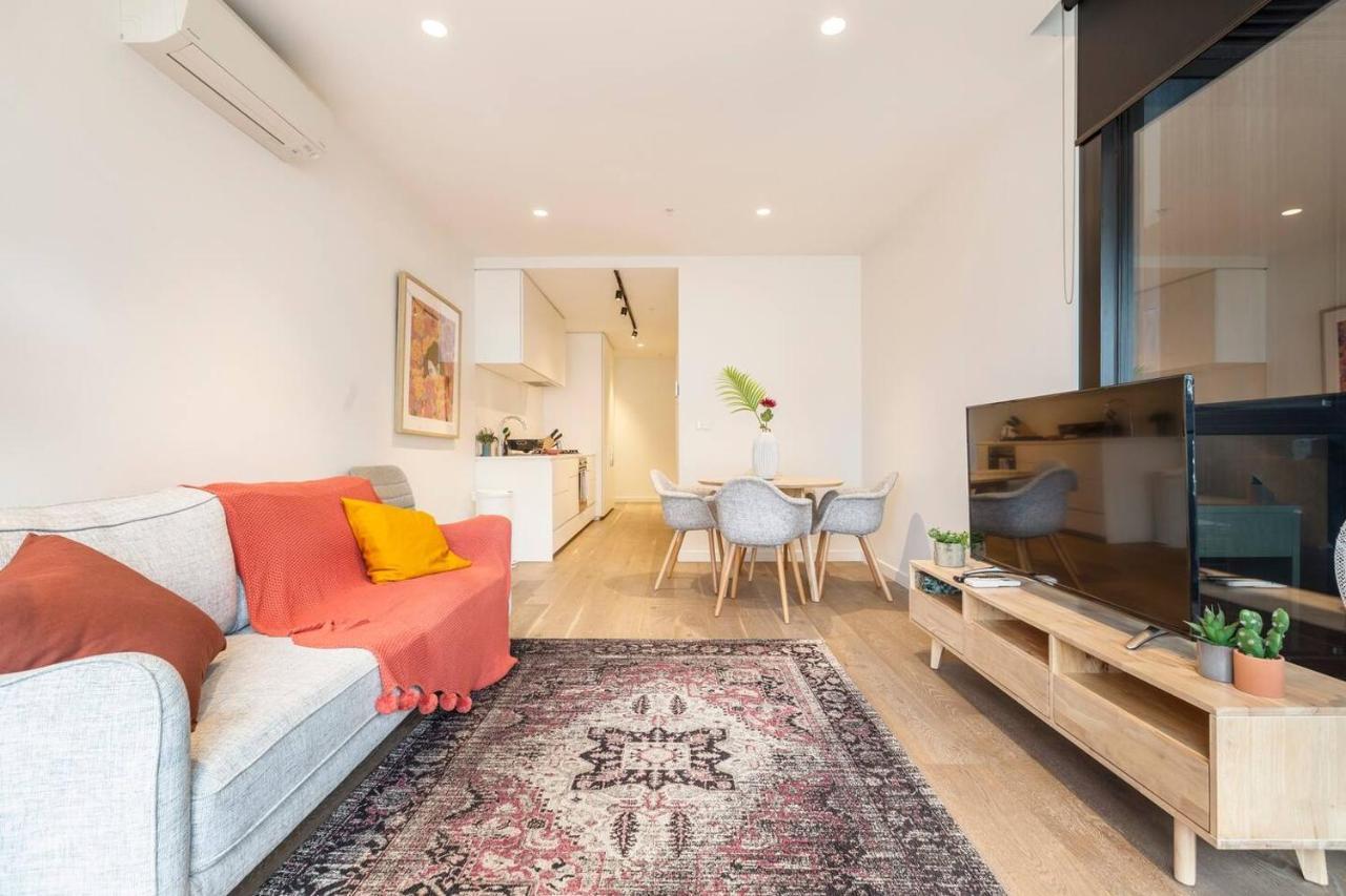 The Nest In The West - Inner-city Sophistication Apartment