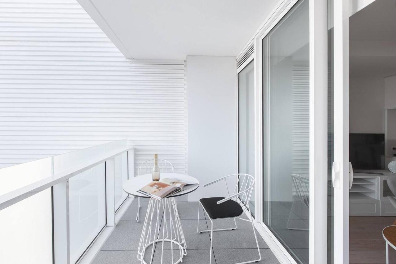 Sunny Seclusion Minutes From South Yarra Station *