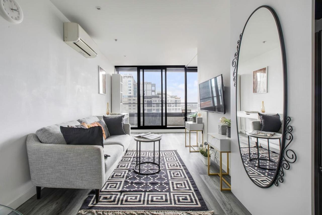 Aura Off Flinders Lane - A Centre Balcony Abode Apartment Melbourne