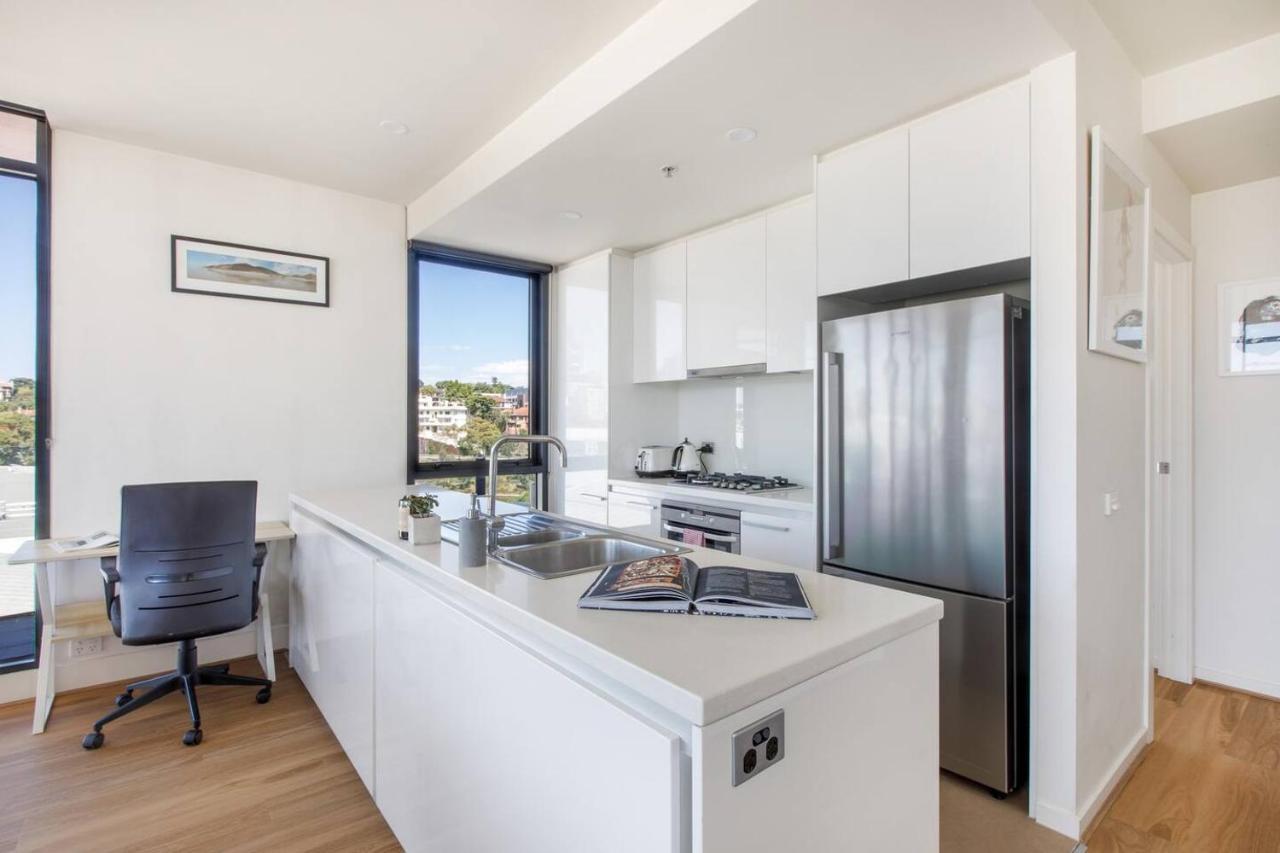 Apartment Aloft At Era With Sweeping Balcony Views