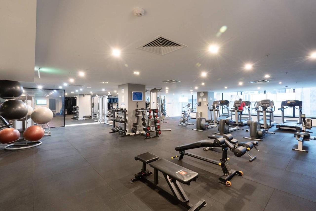 Refined Pad In With Pool * Melbourne