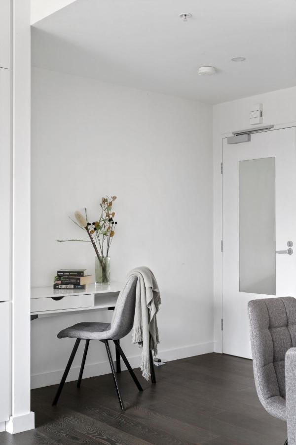 Modern Elegance Caulfield North *