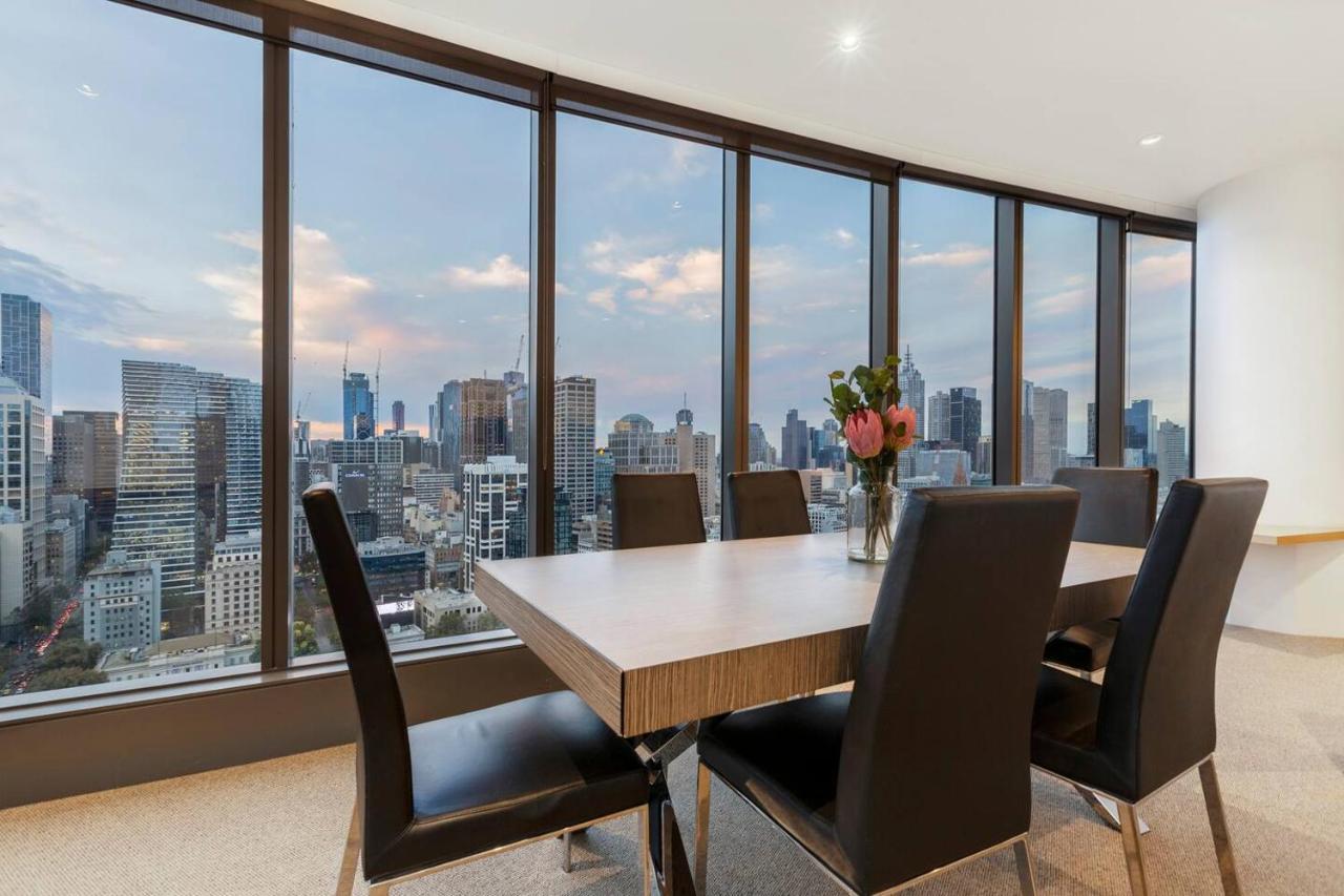Apartment Spectacular Panoramic Views In Sky-high Luxe