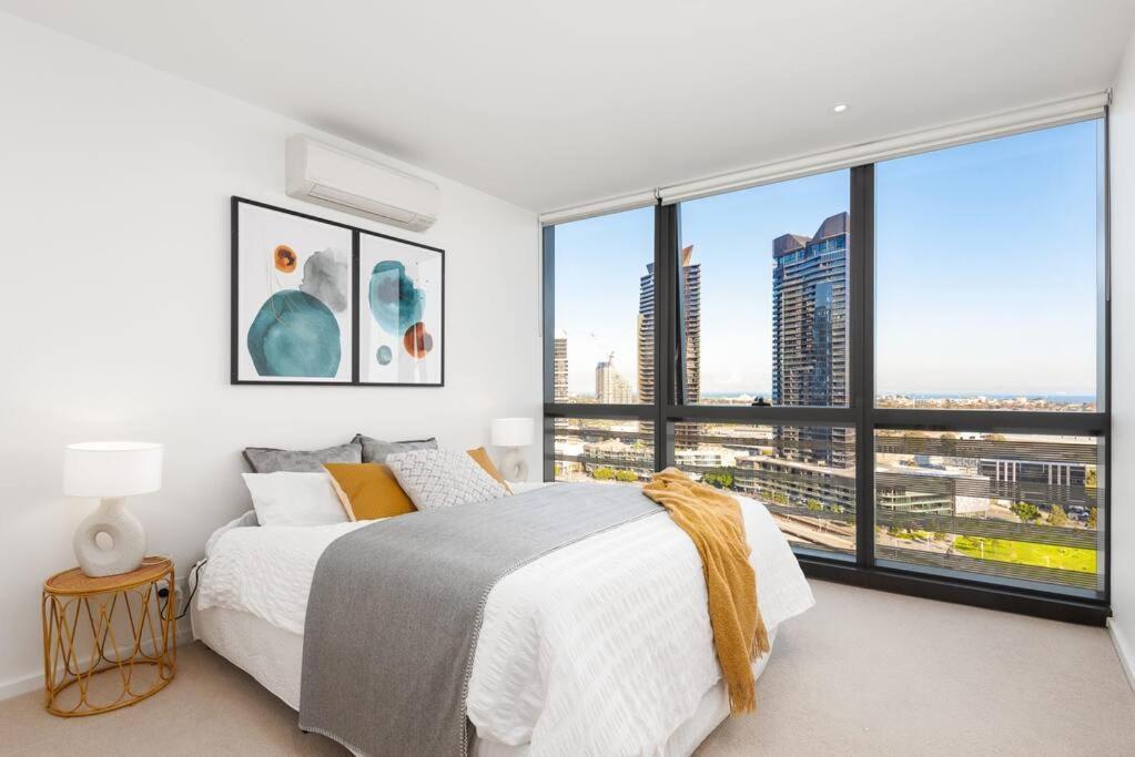 Relax And Unwind By The Dock -car Park Included- Apartment Melbourne