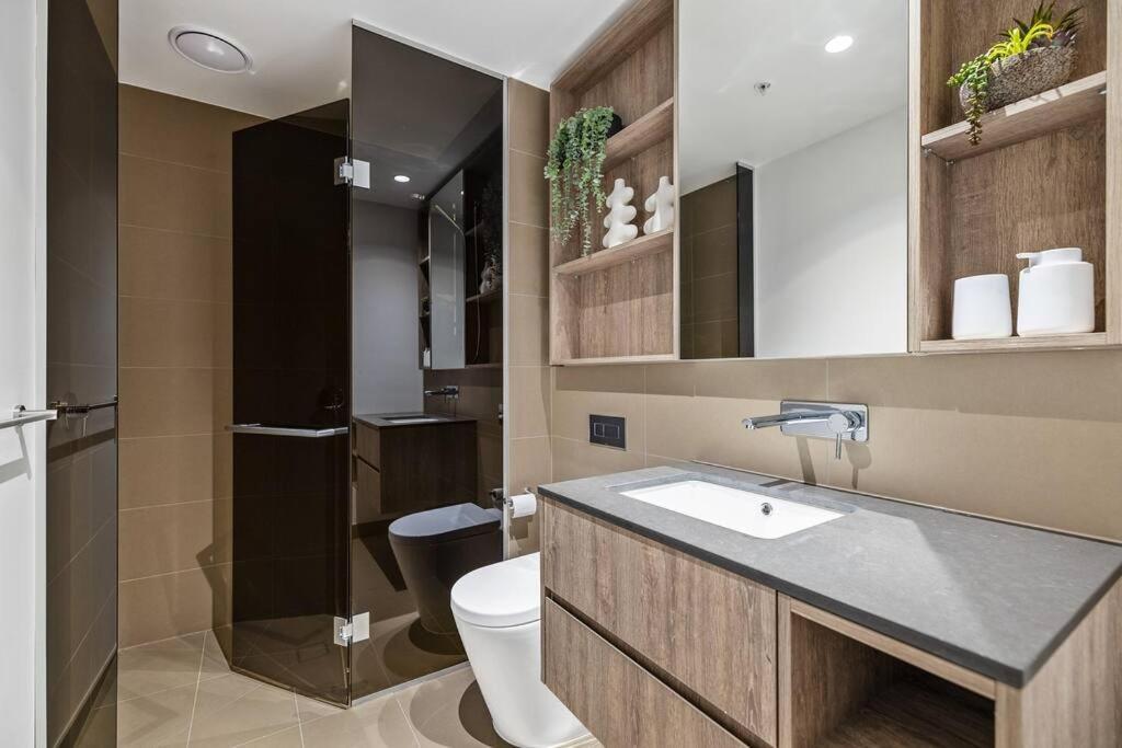 Westside Place Escape Apartment