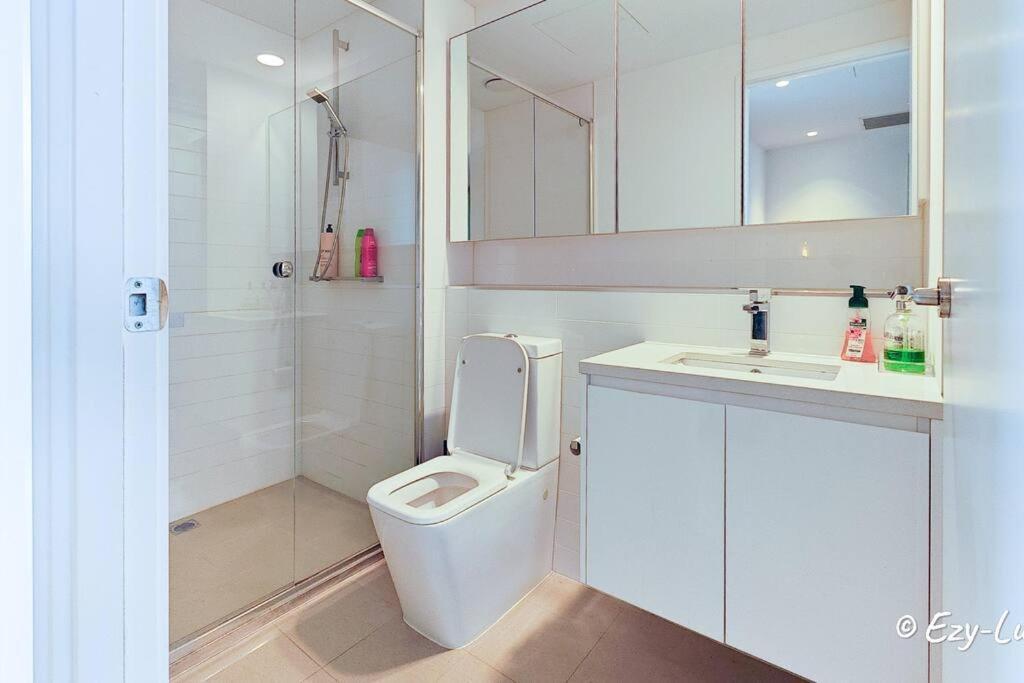 Southbank 23f 1br 4guest Skyline Pool & Gym Apartment *