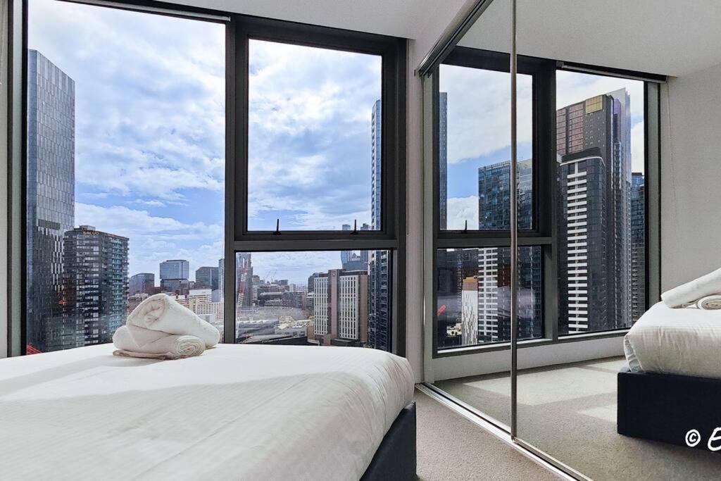 Southbank 23f 1br 4guest Skyline Pool & Gym Apartment *