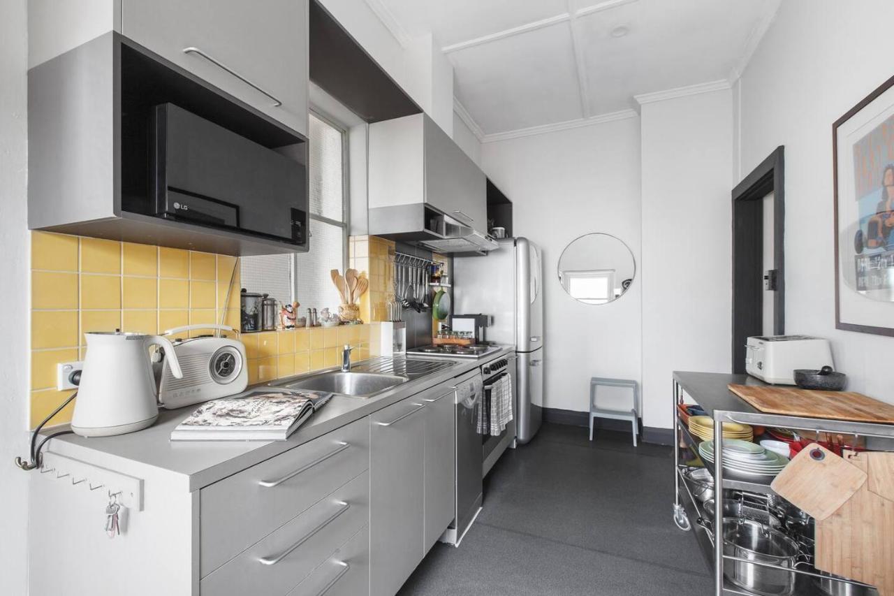 Parkside Hideaway - Beautiful Art Deco Near Zoo Apartment Melbourne