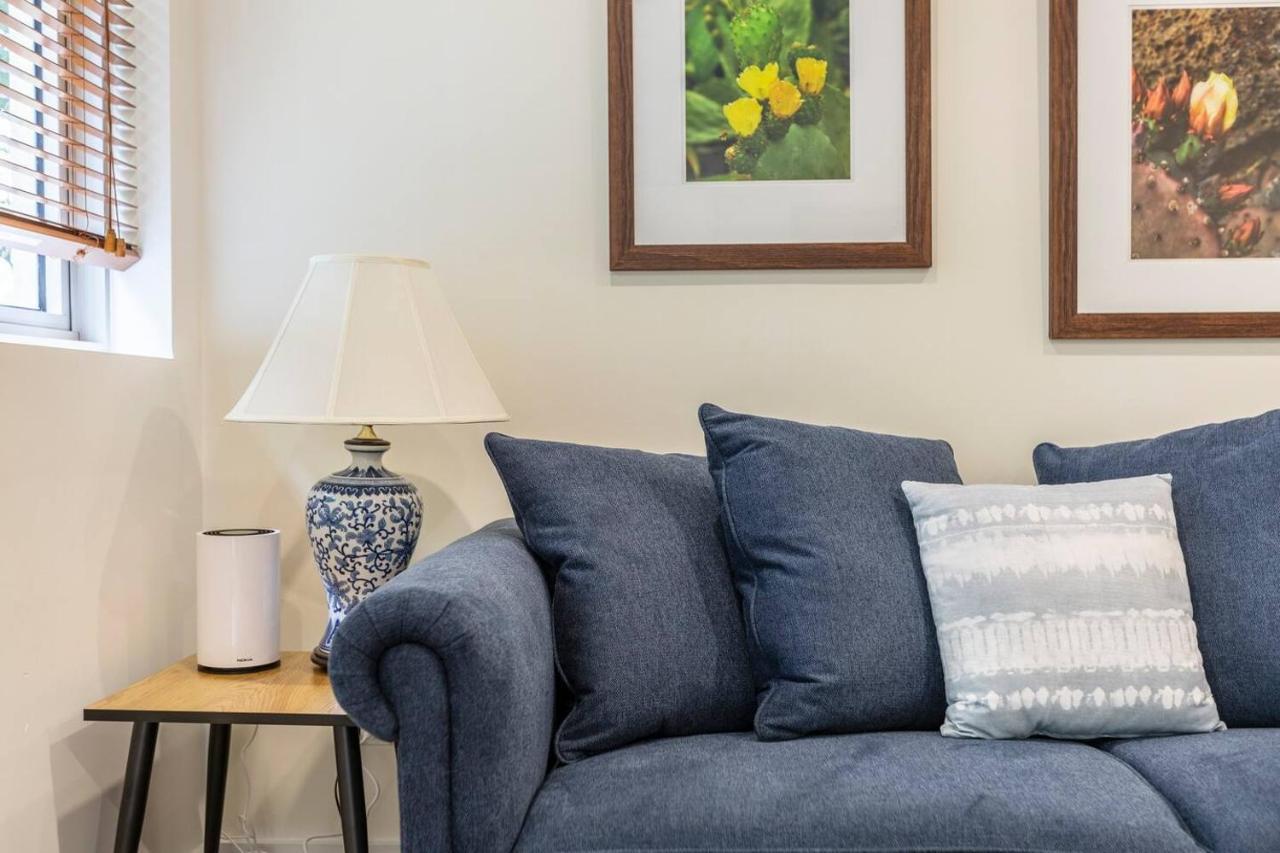 Apartment Experience The St Kilda Vibe From A Cosy Retreat Melbourne