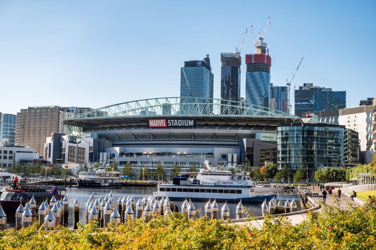 Luxe Living In The Heart Of Southbank Apartment