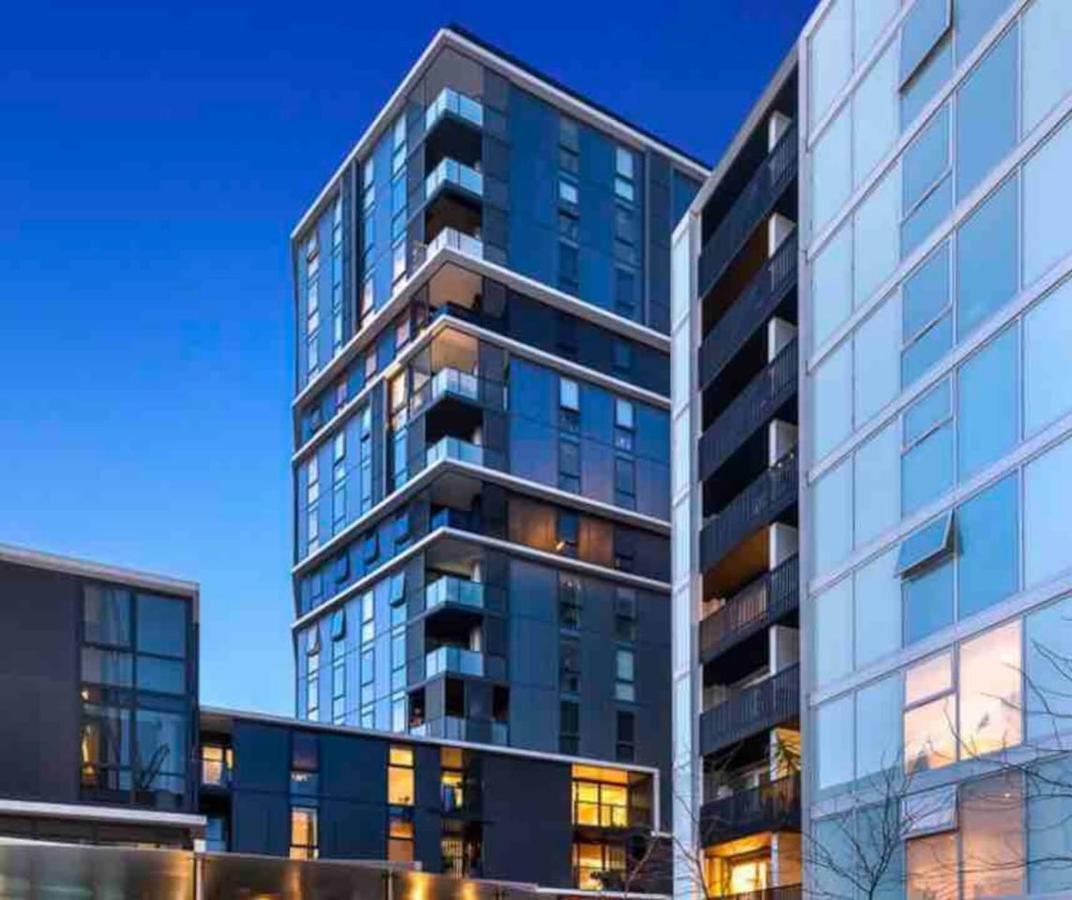 Apartment Coveted Collingwood - Balcony Hideaway With Views *