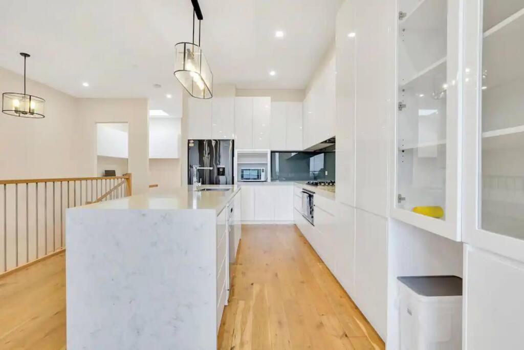 Apartment Spacious Townhouse *