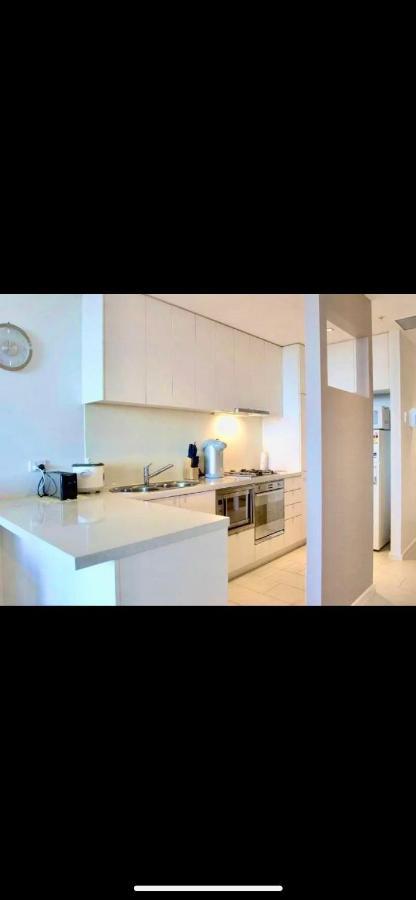 Luxurious In The Heart Of Docklands Apartment Melbourne