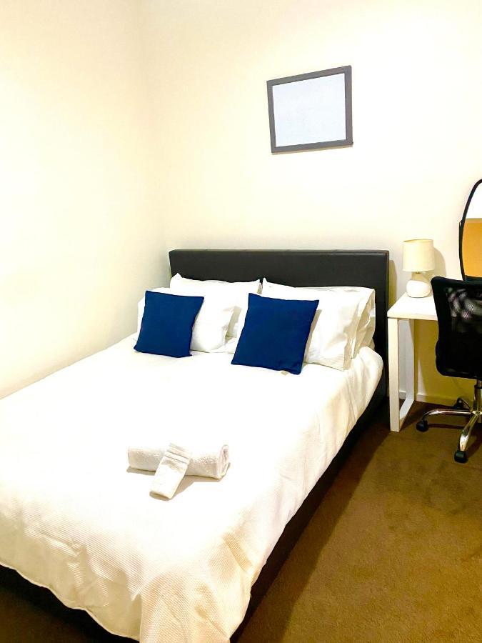 Apartment Luxurious In The Heart Of Docklands
