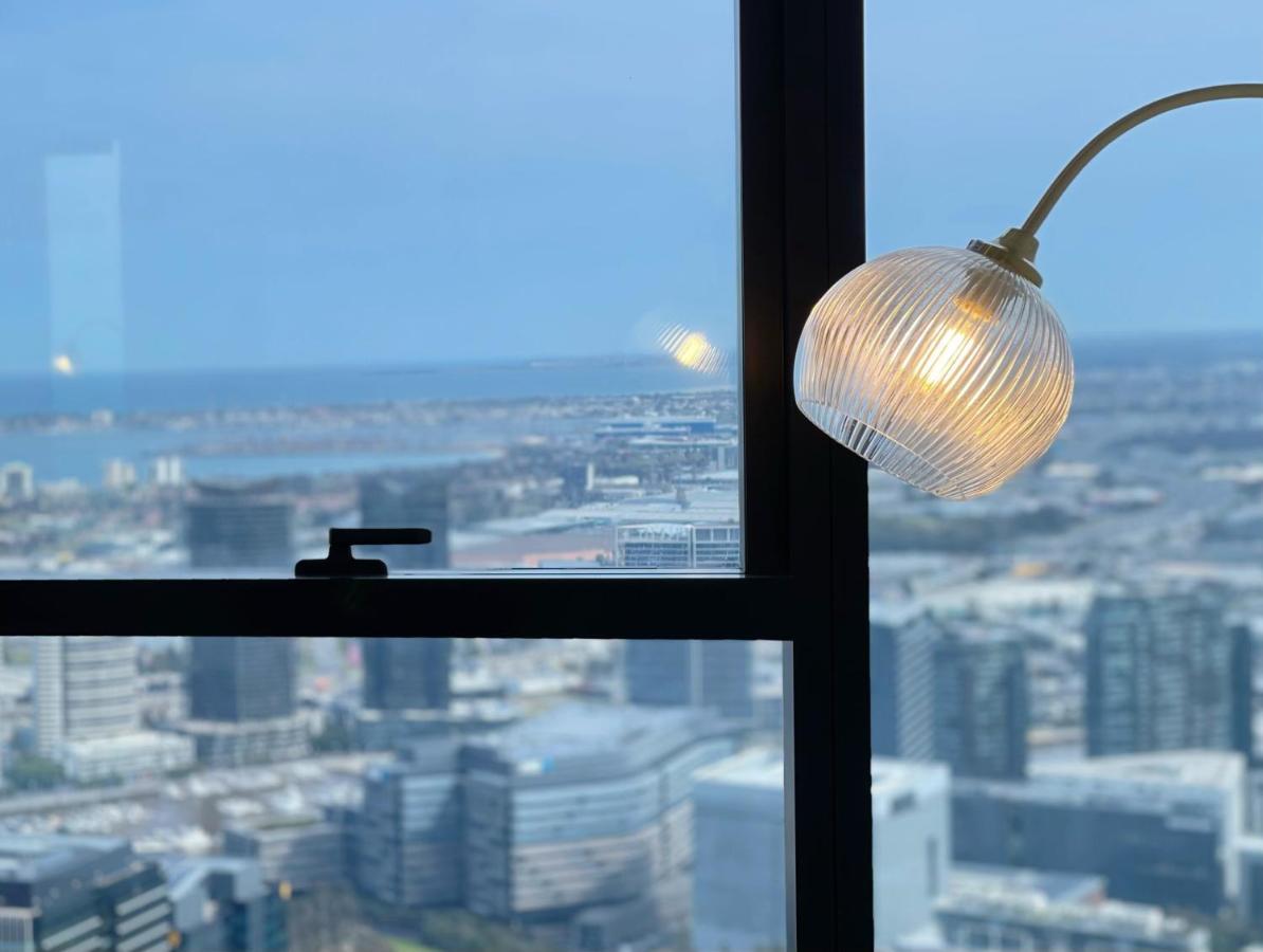 Premier Tower By Goodlive Apartment