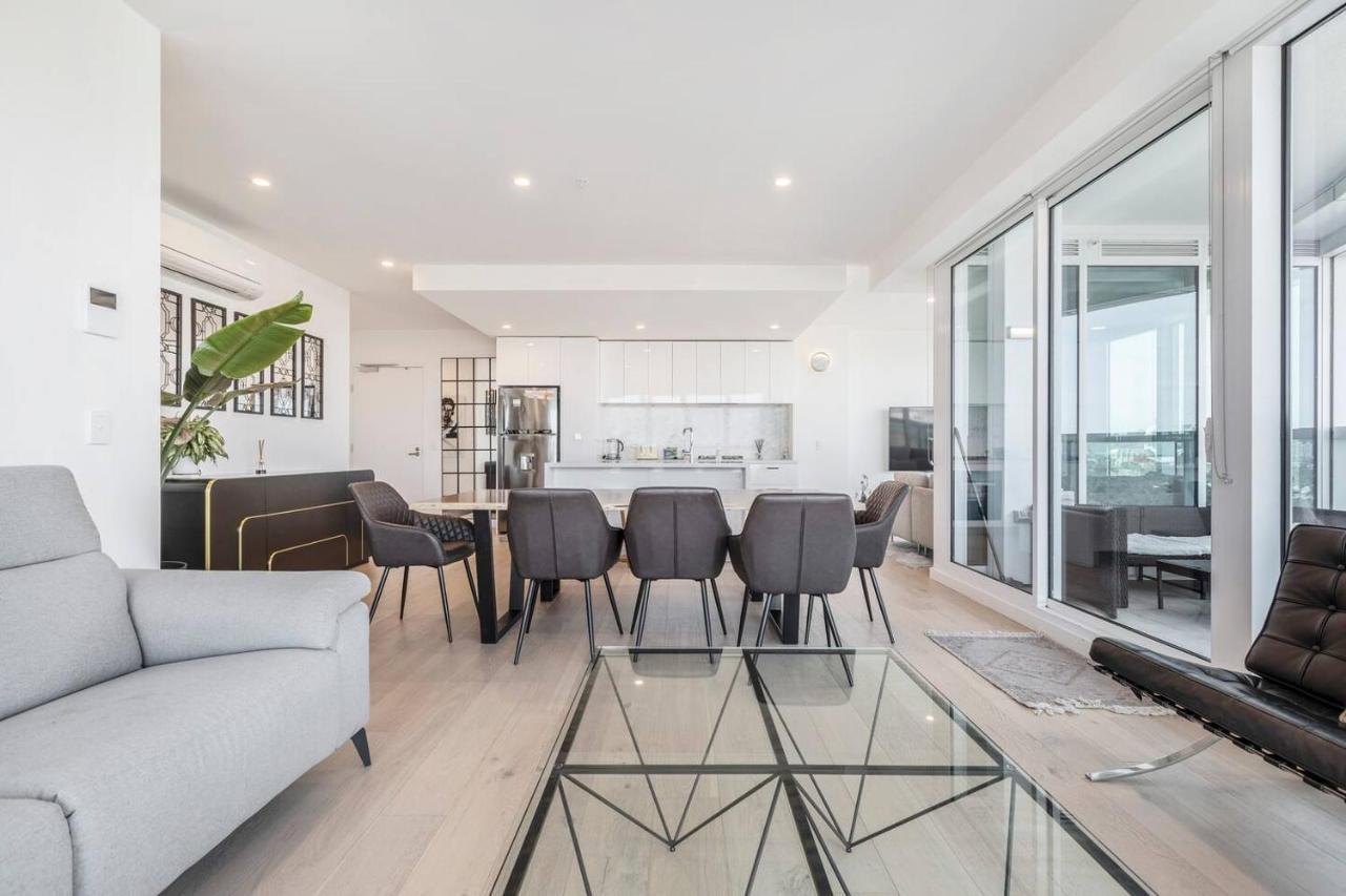 'the Fawn' Relish In Sub-penthouse Panorama *