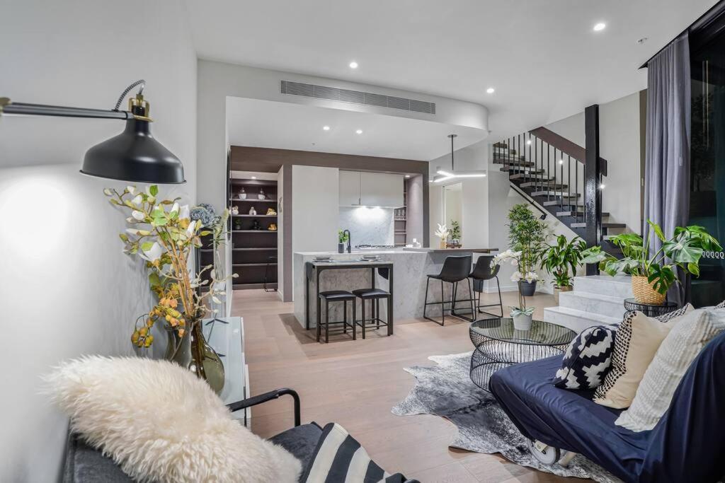 Delicated Loft In 2bed 2.5bath 2carpark *