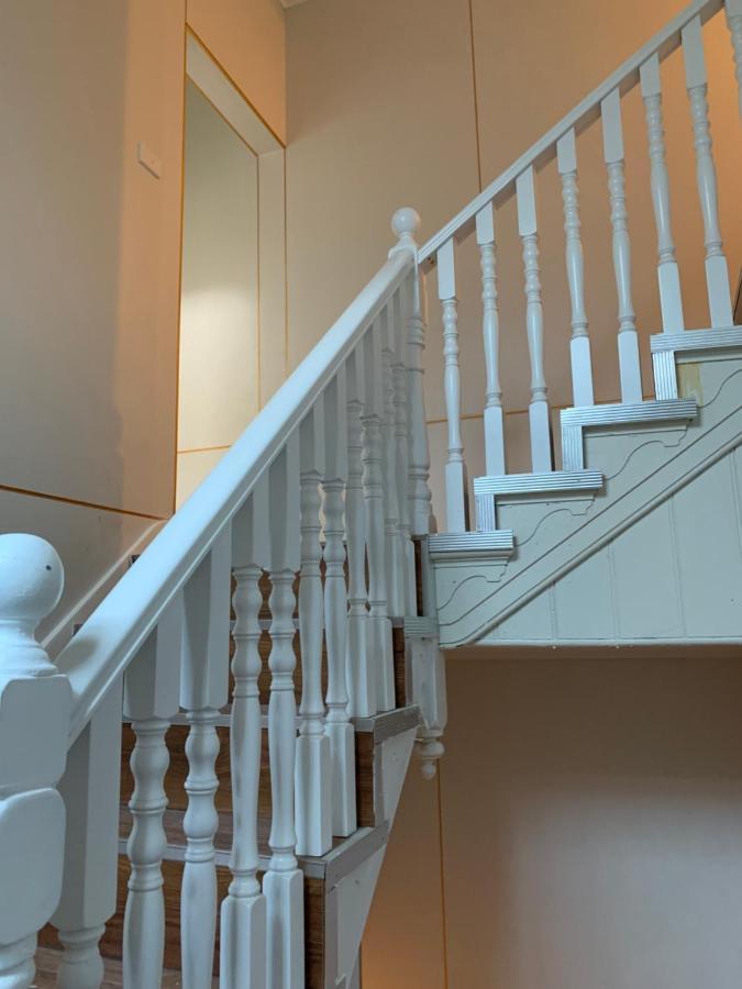 Chapel Street South Yarra 阳光大房204房 非公寓 *