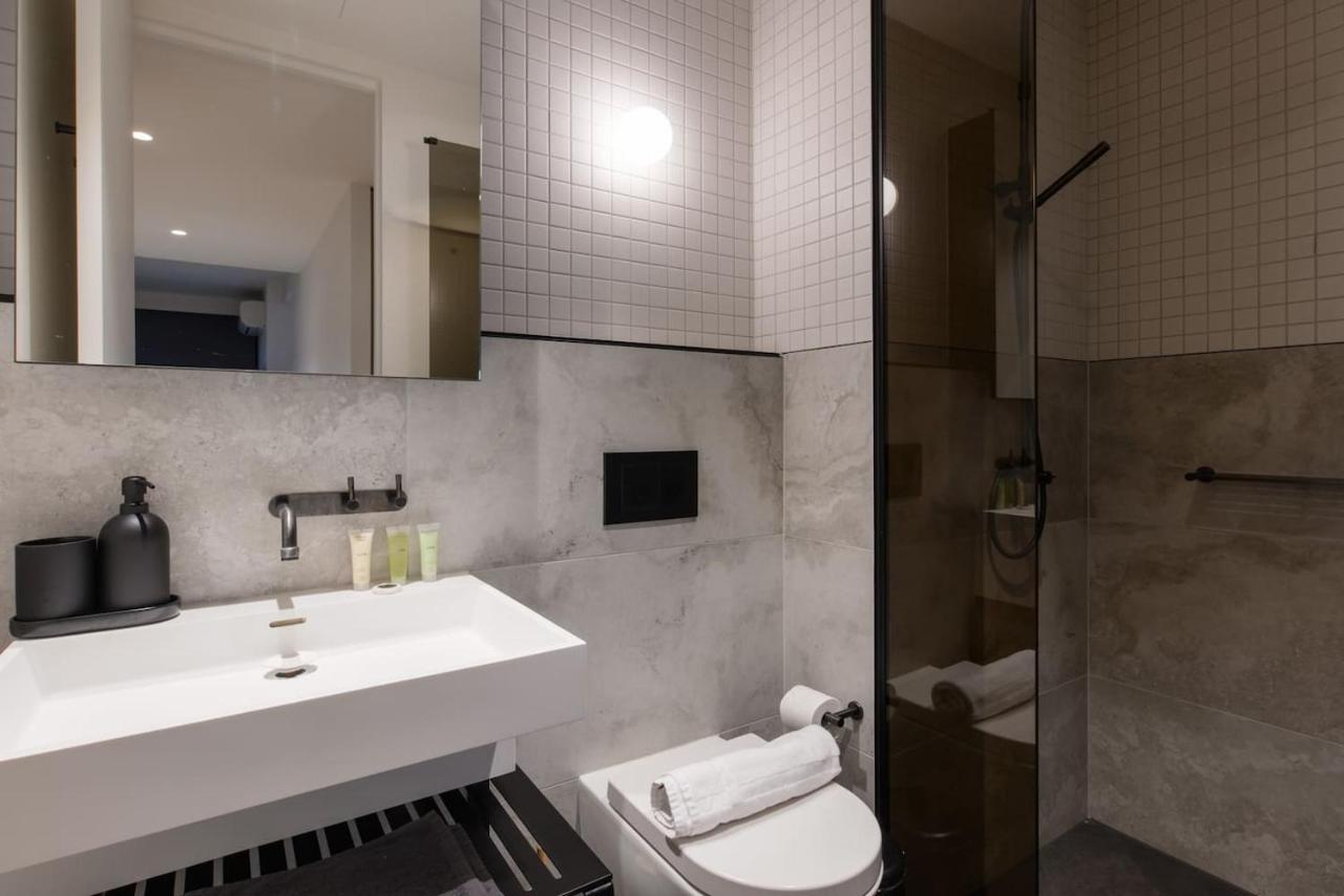 Apartment Contemporary Ease - Streamlined South Yarra Living Melbourne