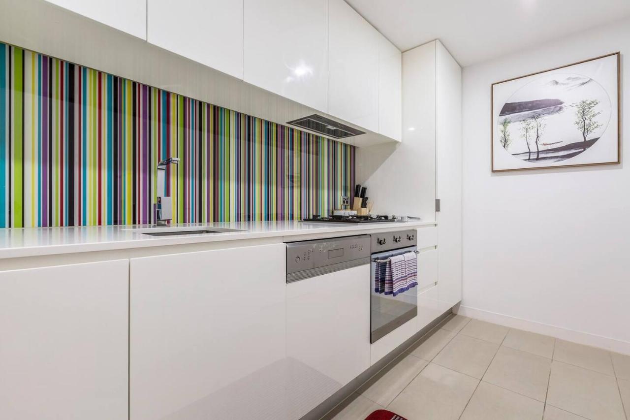 Apartment Effortless Local Living On Greville Street