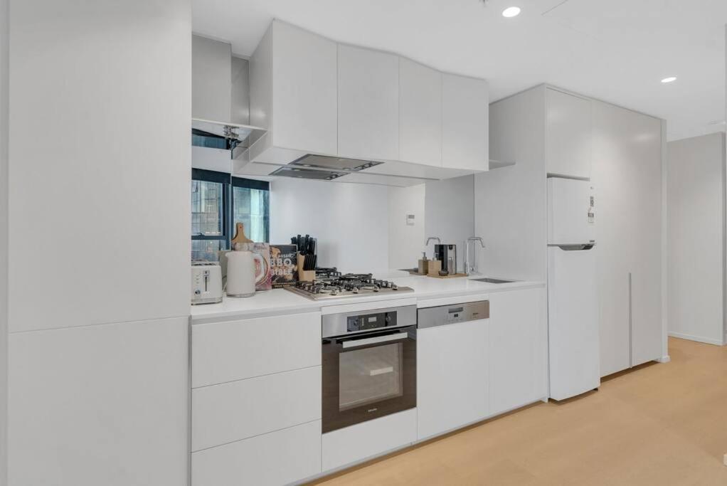 Southbank Serenity - Luxe 2br Oasis Apartment Melbourne