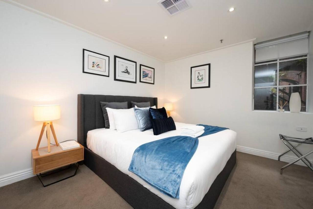 Gordons Place Entire Cbd Location Apartment Melbourne