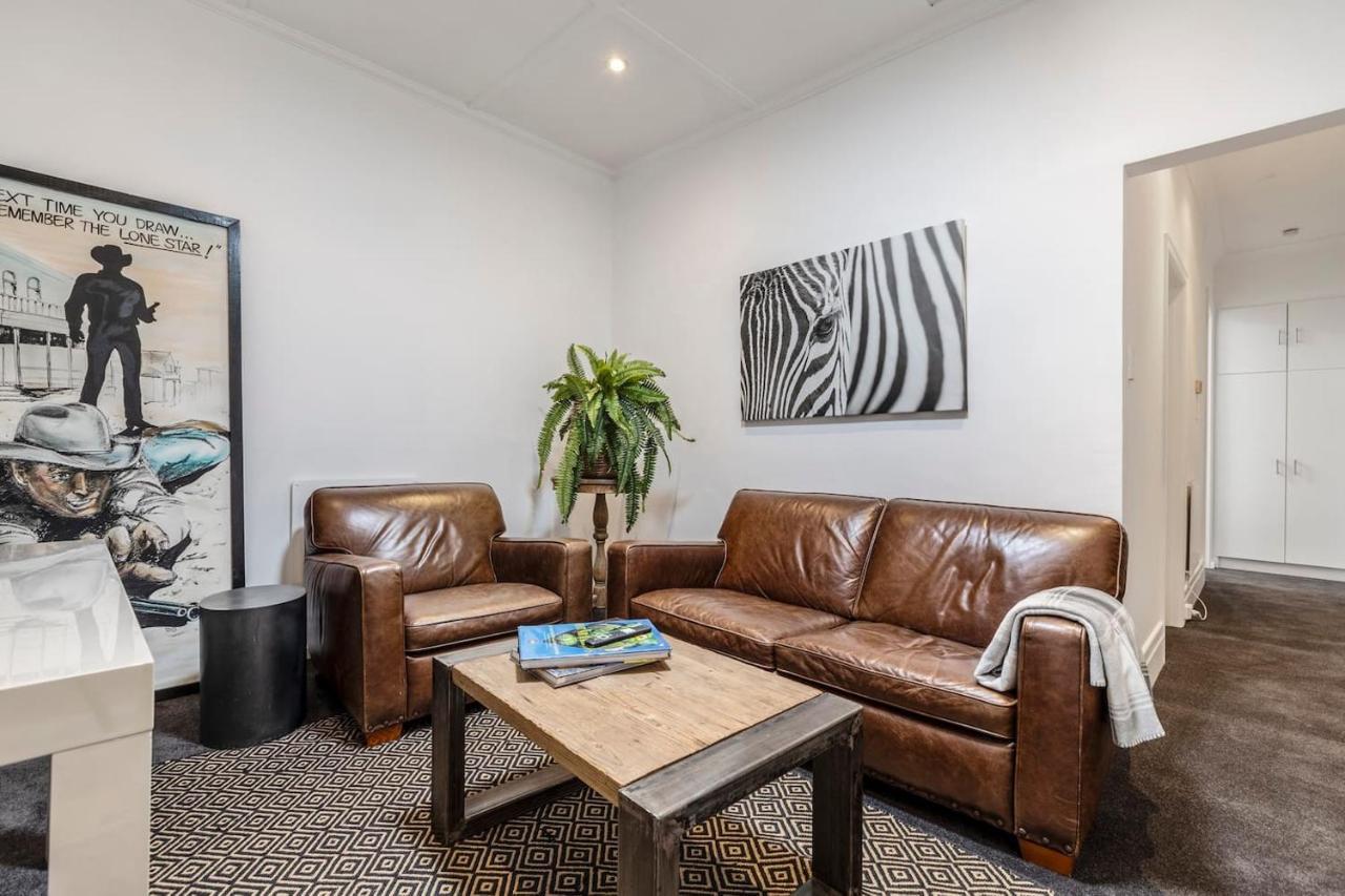 By The Bay Elegance - Brighton Living * Melbourne