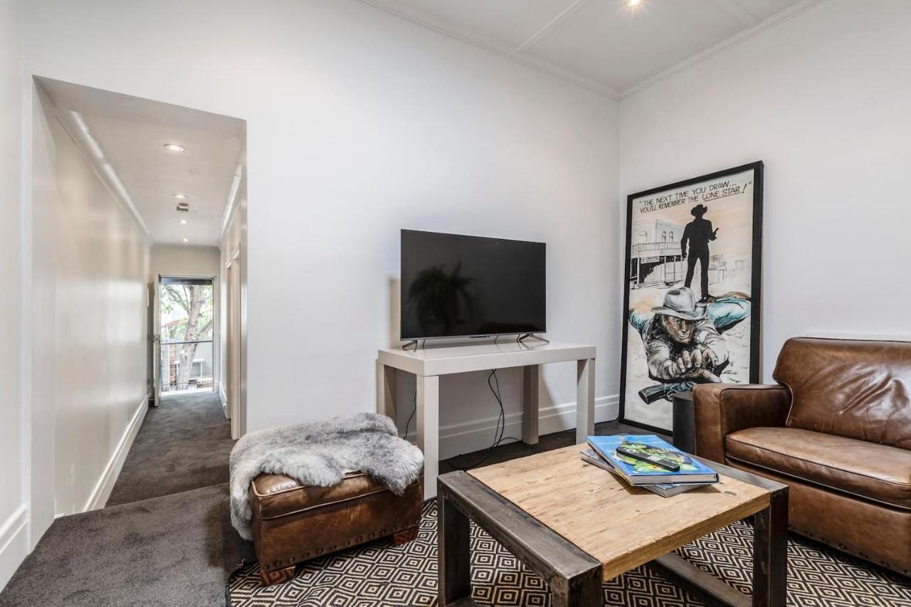 By The Bay Elegance - Brighton Living Melbourne