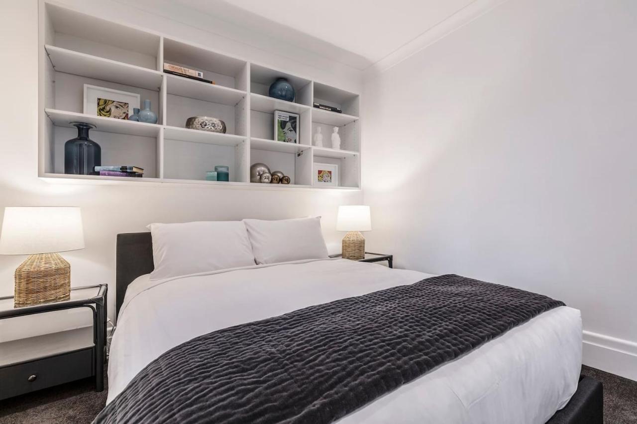 By The Bay Elegance - Brighton Living Apartment
