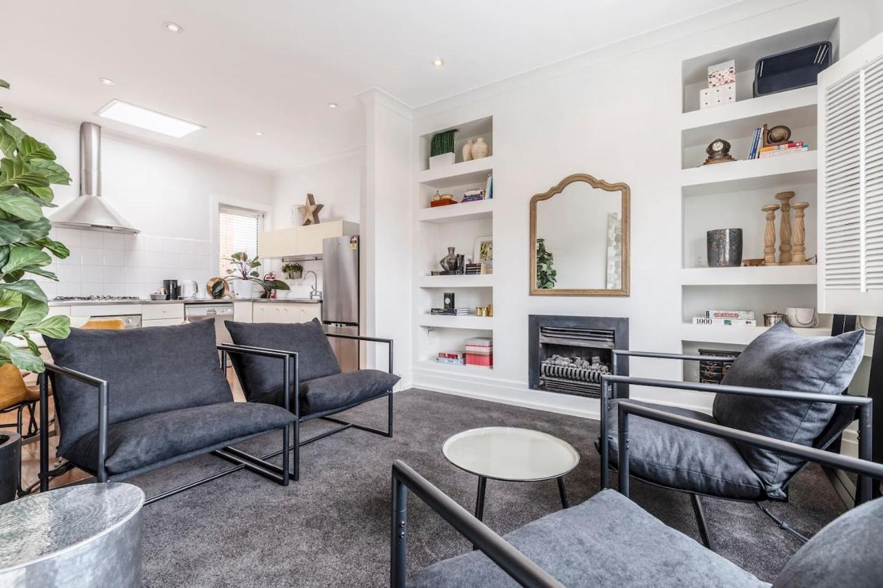 Apartment By The Bay Elegance - Brighton Living