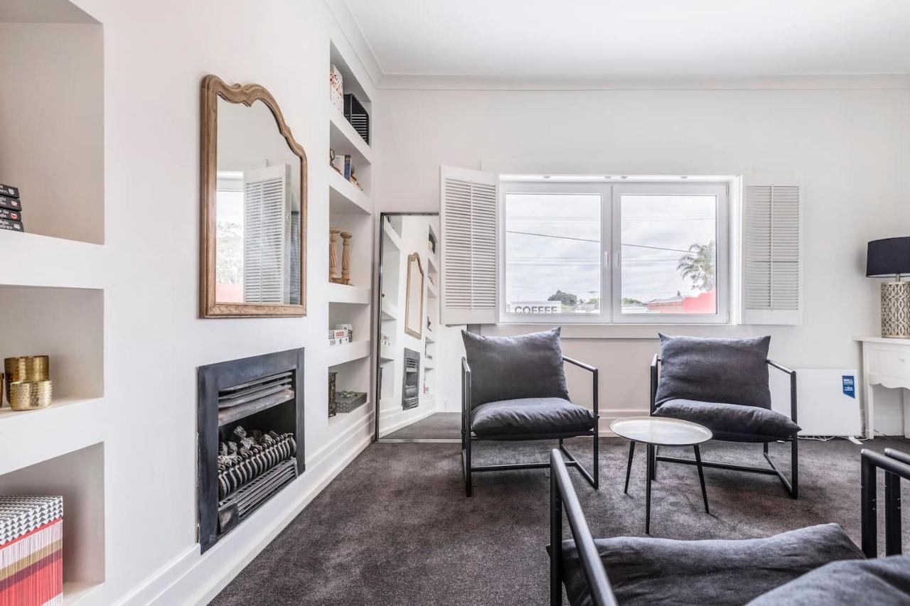 By The Bay Elegance - Brighton Living Melbourne